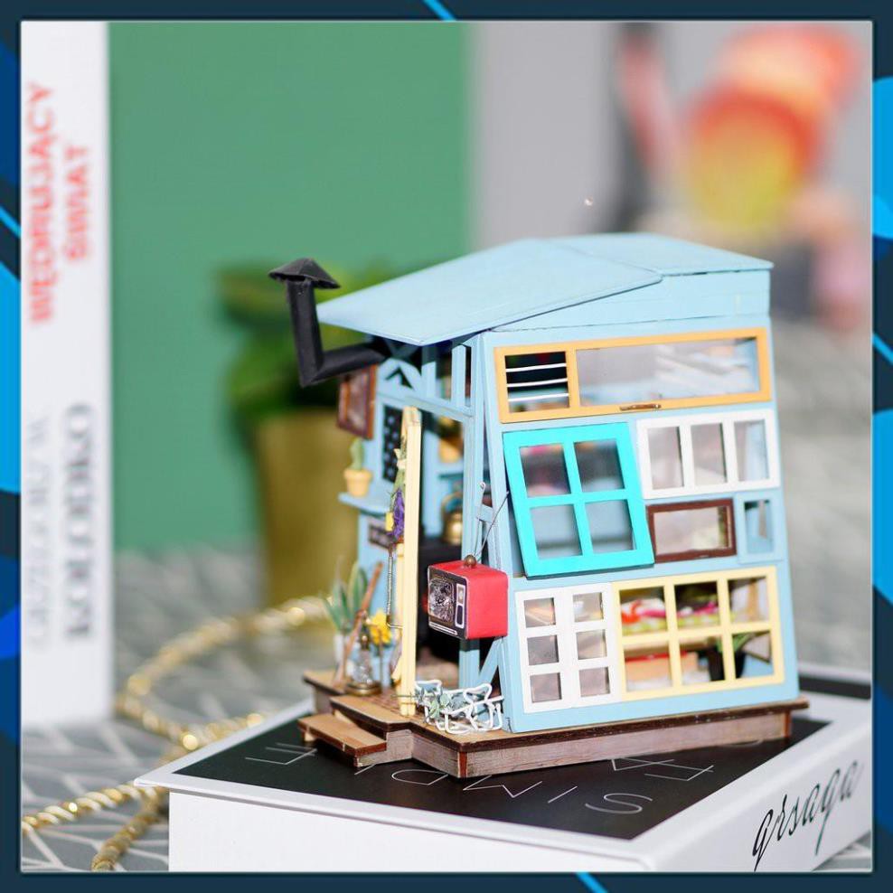 Mô hình nhà búp bê gỗ DIY Nhà búp bê có đèn Wooden hut Robotime Toy World
