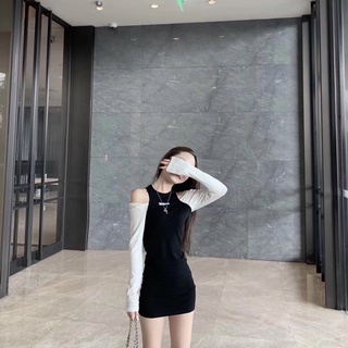 Váy body cotton trễ vai dài tay