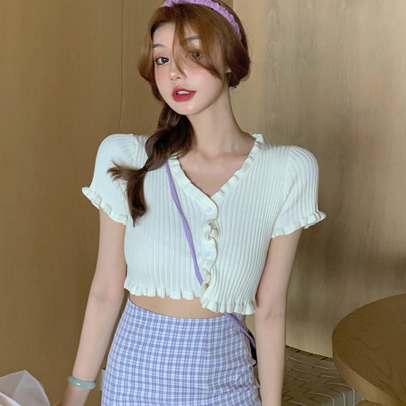 Áo Thun Nữ Ngắn Tay Cổ Chữ V Thời Trang