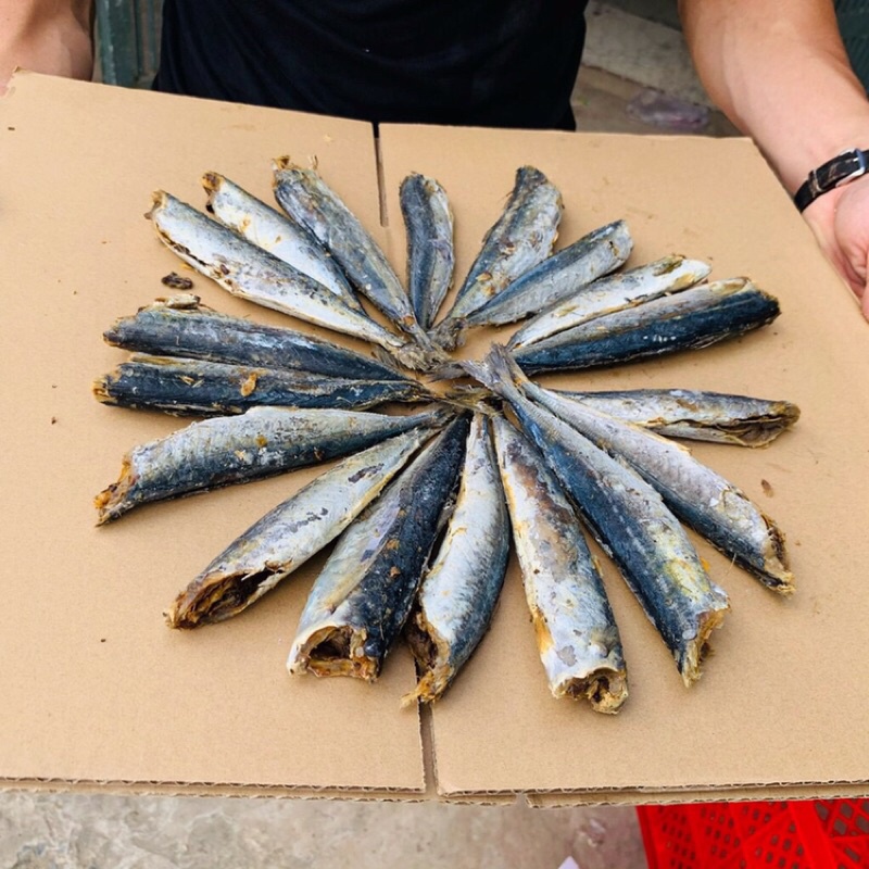 1kg CÁ NỤC MẶN khô đã bỏ đầu và ruột