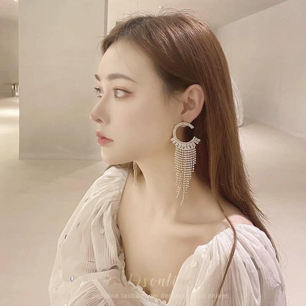 Khuyên tai C TUA RUA pha lê nhân tạo sang chảnh KT270