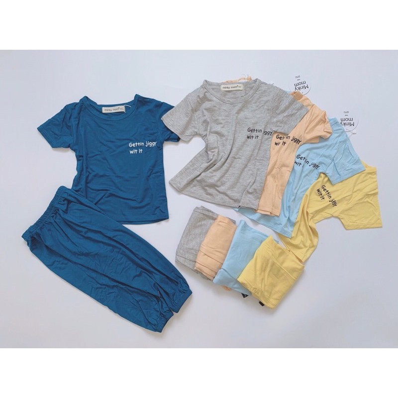 Đồ Bộ Bé Trai, Bé Gái Minky Mom Vải Thun Lạnh, Bộ Cộc Tay Quần Dài Alibaba Cho Bé, Bộ Quần Áo Trẻ Em Mùa Hè Dễ Thương
