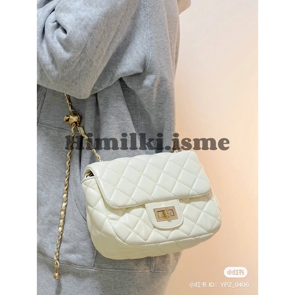 Túi XÁCH DA PU KHOÁ VÀNG