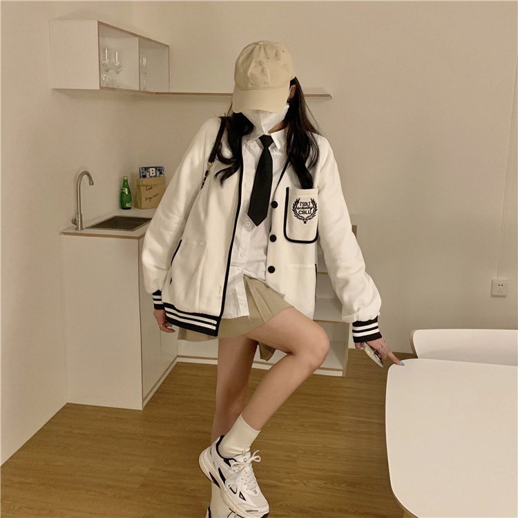 Áo khoác nỉ bóng chày unisex Cheapy màu đen trắng cài cúc form rộng ulzzang cá tính nam nữ C494