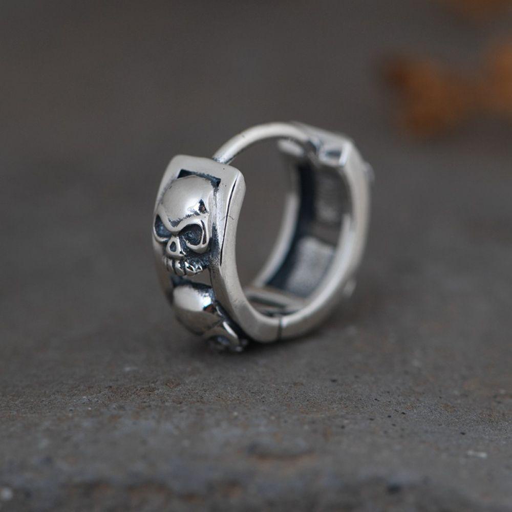 Khuyên Tai Tròn Bằng Thép Không Gỉ Màu Trơn Thời Trang Cho Nam Nữ