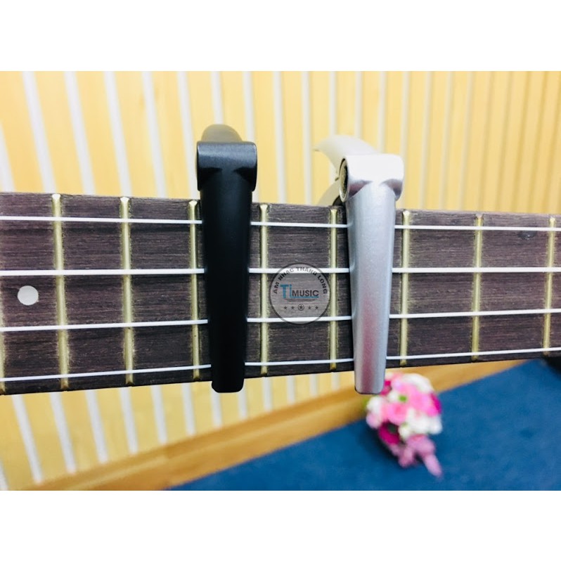 Capo Ukulele Cherub MC-3