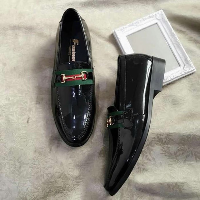 Giầy lười bóng kẻ xanh đỏ nam