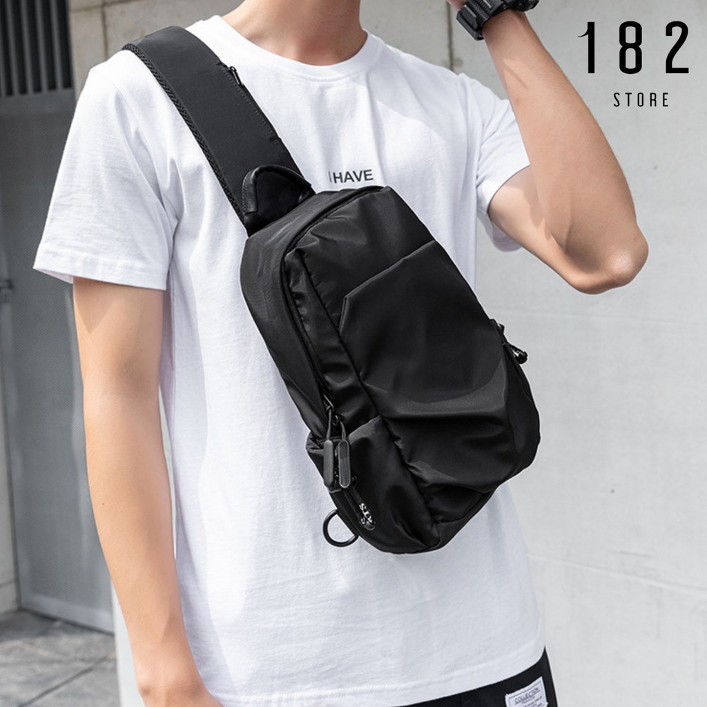 Túi Đeo Chéo Nam Nữ Unisex Basic Thể Thao Chống Nước Thời Trang Vải Đen Mềm Mịn Cao Cấp Freeship - The Black Box | BigBuy360 - bigbuy360.vn