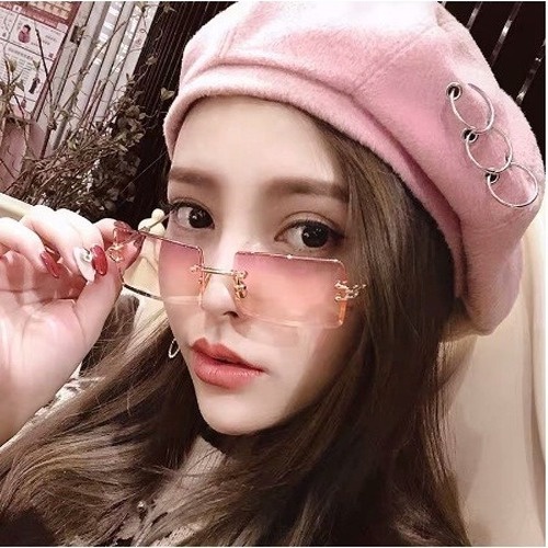 Kính mát gọng vuông kim loại sang trọng cho nữ