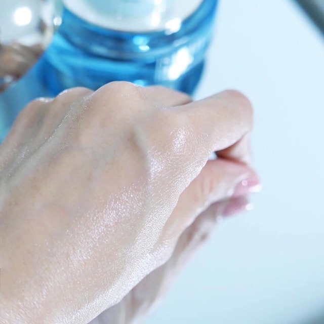 [10ml] Kem Sum xanh cấp nước cho da căng mọng sáng bóng, giảm mụn - Su:m37 Water-full Timeless Water Gel Cream 10ml