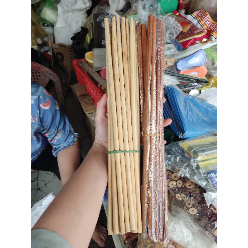 1 đôi Đũa bếp dài bằng gỗ