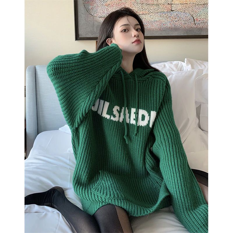 Klein blue hooded sweater lazy girl loose Korean alphabet knitted hat girl autumn and winter new style
