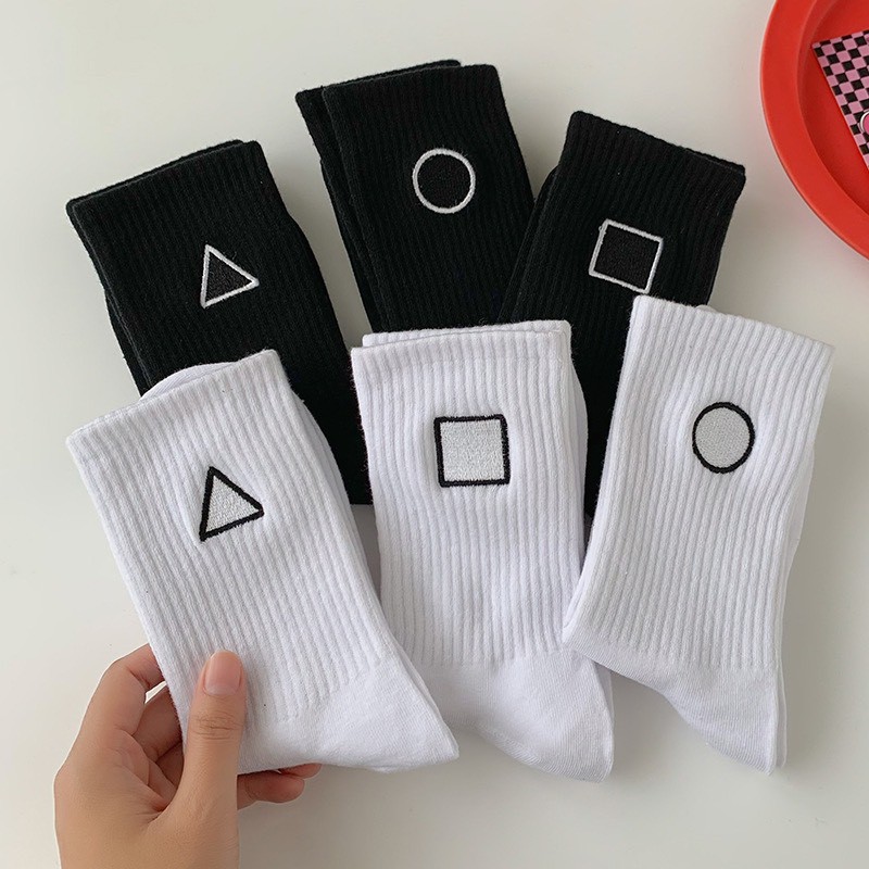 Vớ Tất Cổ Cao Squid Game Bắp Chân Đen Trắng Cotton Kháng Khuẩn Freesize Nam Nữ 36-44 MRSOCKS VC085