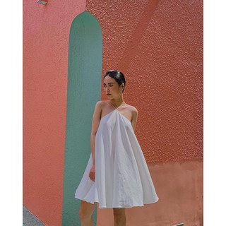 Đầm hai dây xòe tà
