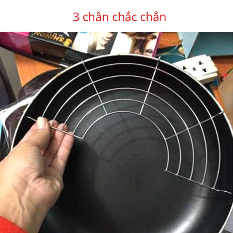 Vỉ gác chảo chiên rán bằng inox tiện dụng