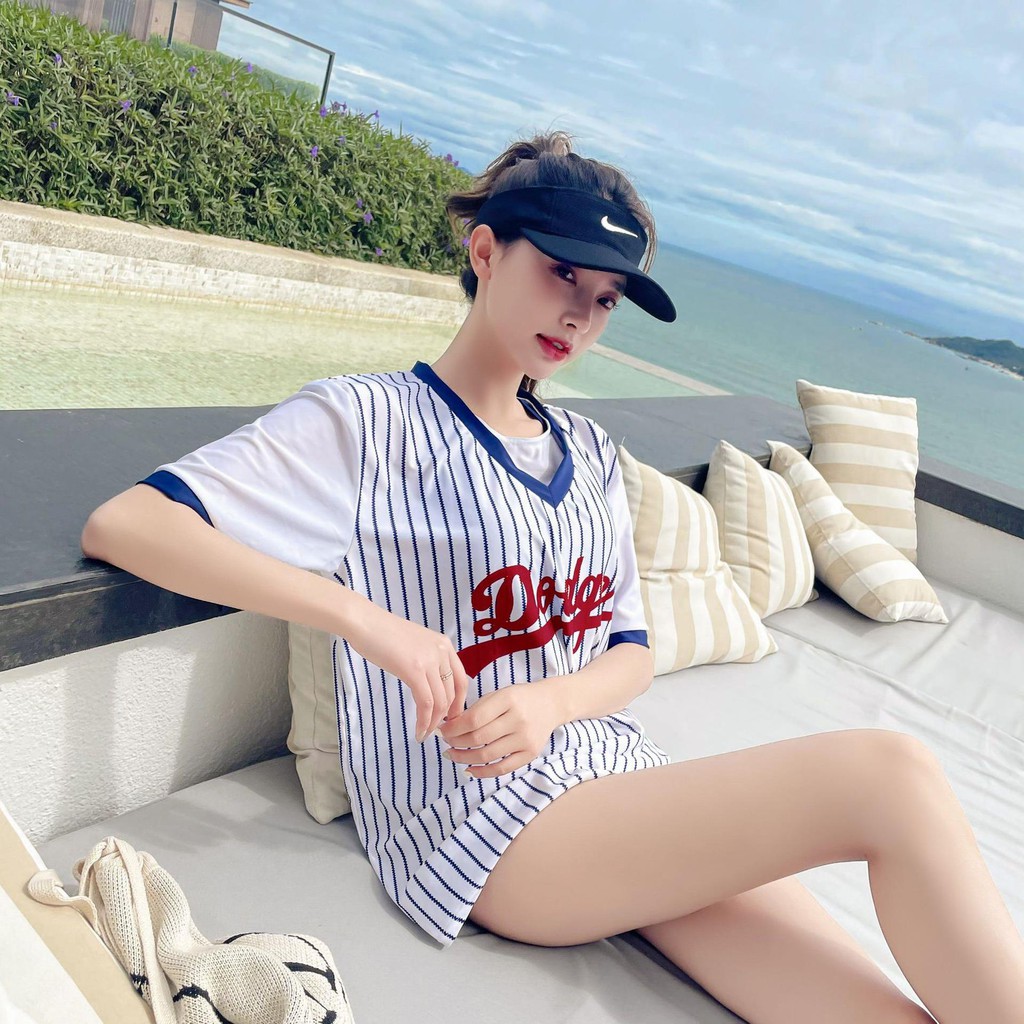 Bộ Đồ Bơi 3 Mảnh Xinh Xắn Dành Cho Nữ ་