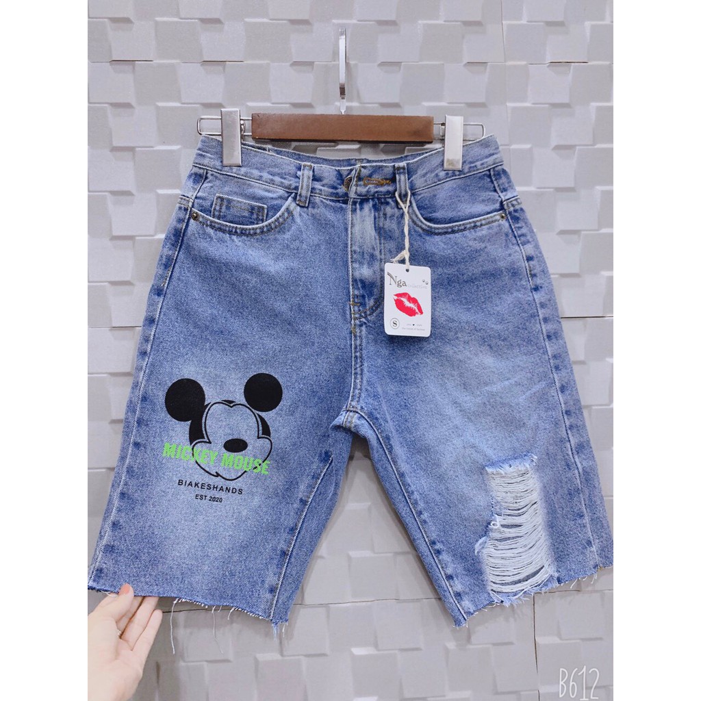 Quần jean lửng in mặt chuột cực cá tính