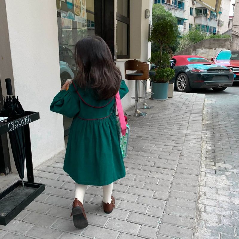 Đầm Nhung Dài Tay Thiết Kế Mới Thời Trang Mùa Thu Dành Cho Bé Gái