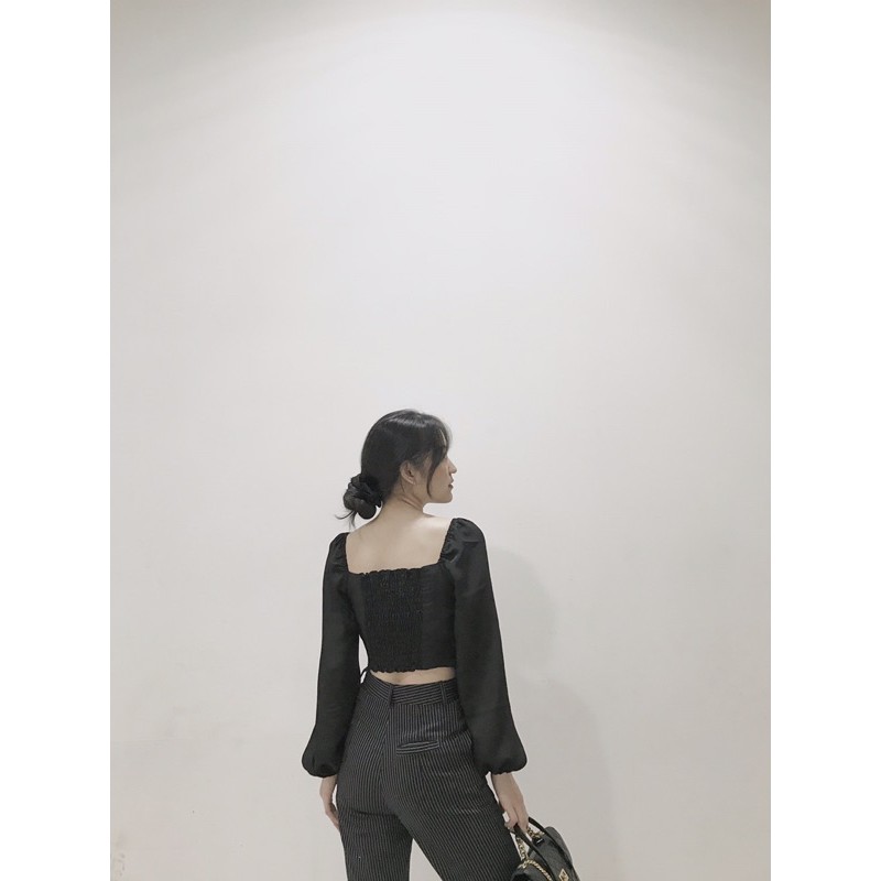 Áo croptop dài tay đen - Black Emmy Shirt | BigBuy360 - bigbuy360.vn