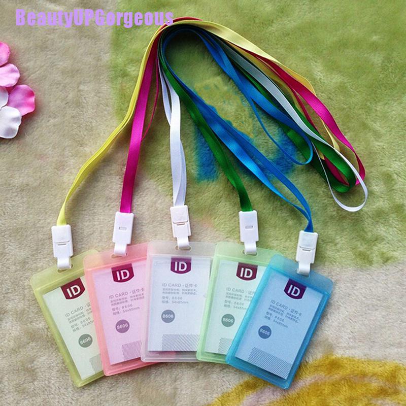 1 Bao Đựng Thẻ Id Bằng Nhựa Có Dây Đeo Cổ