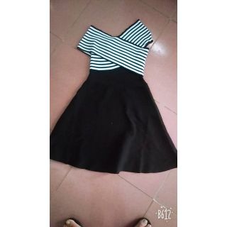 Set áoVáy vạt chéo cho các cô nàng hot girl.