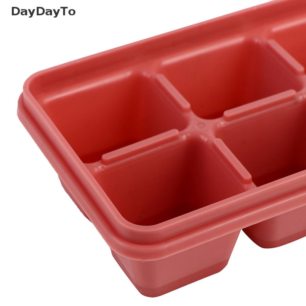 Khuôn Silicone Làm Đá Viên Hình Vuông Nhiều Màu Có Nắp Đậy Tiện Dụng