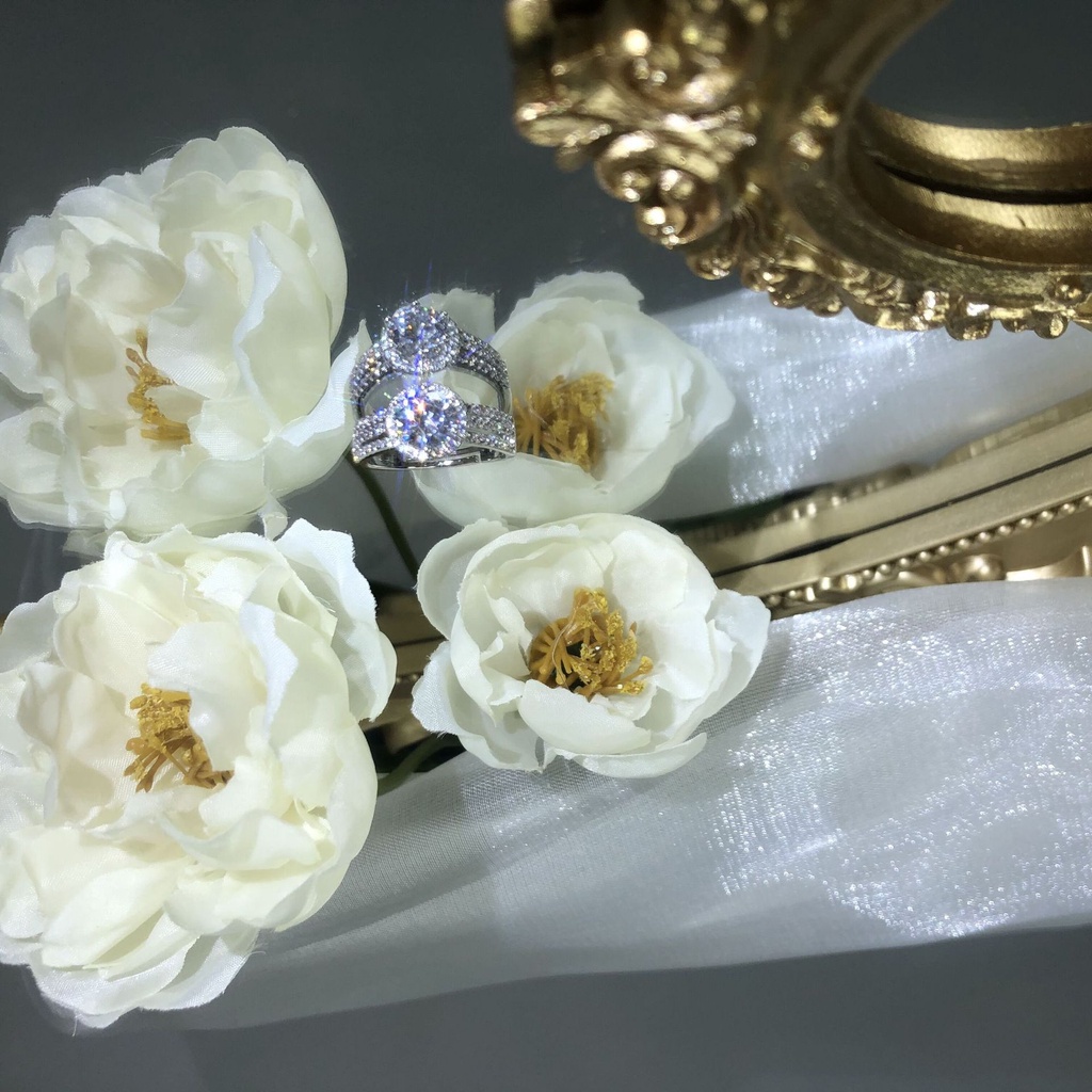 Nhẫn nữ bản to đính đá tấm ba hàng thời trang MS428