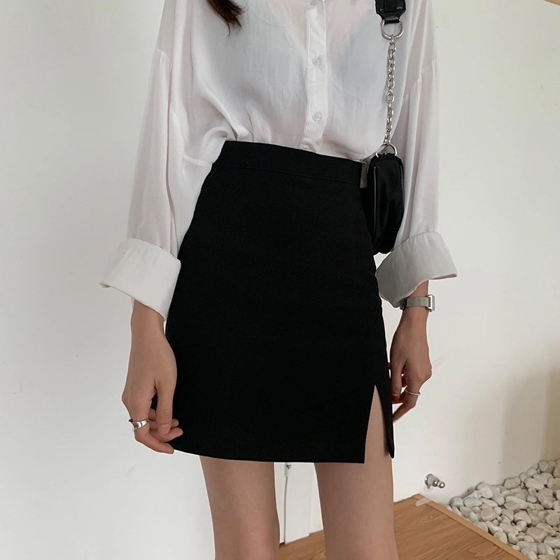 Chân váy chữ a ngắn trơn đen xẻ . Kiểu dáng công sở dễ phối đồ VD5 | BigBuy360 - bigbuy360.vn