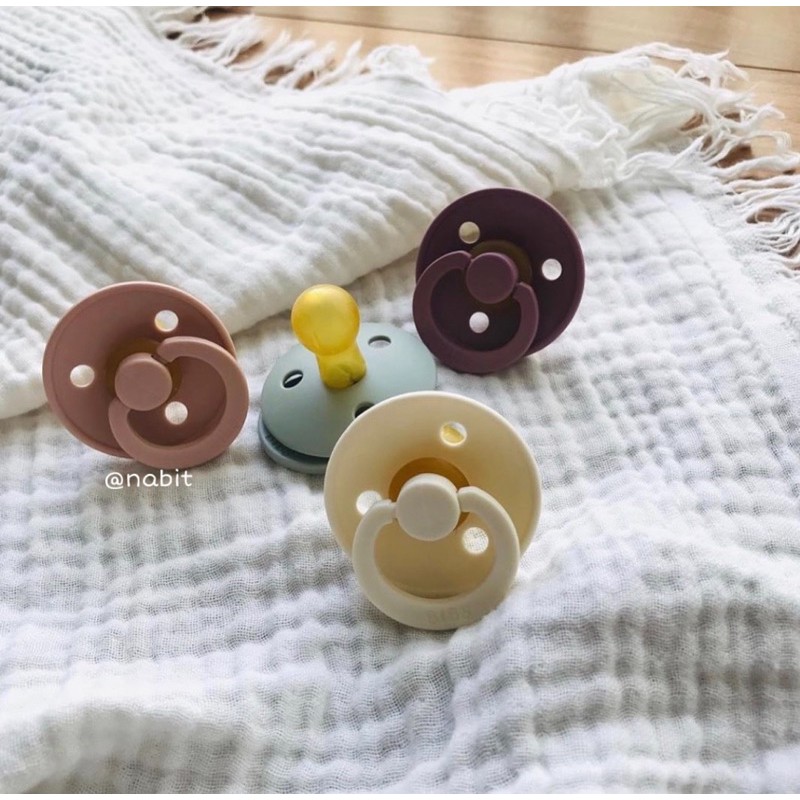 (Có sẵn) TI GIẢ BIBS KÈM NẮP ĐẬY ỐC QUẾ