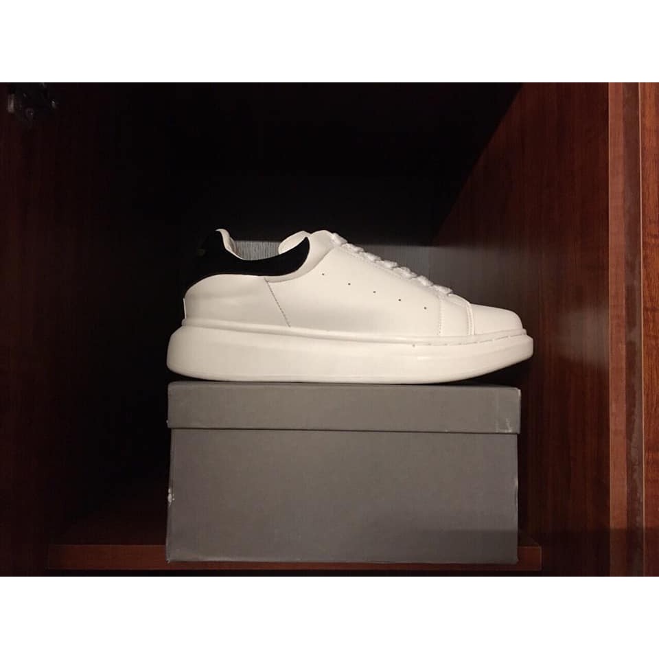 [Ảnh, video thật  + full thẻ giấy tờ]  Giày thể thao MC gót nhung sịn