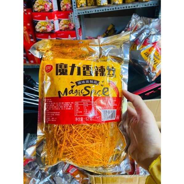 Tăm Cay Que Cay Nhí Magic Spice Siêu Ngon - Đồ Ăn Vặt Tuổi Thơ Học Sinh Trước Cổng Trường Lốc 10 Gói To 68Gram