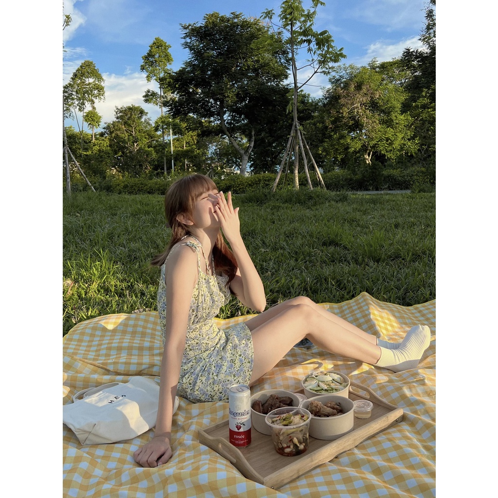 LOOK.STUDIO - Đầm hoa nhí