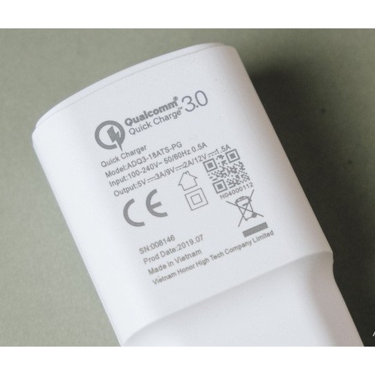Bộ Sạc Cáp Nhanh Chính Hãng Vsmart - Qualcomm Quick Charge 3.0 - 18W - Bảo Hành Chính Hãng 6 Tháng .