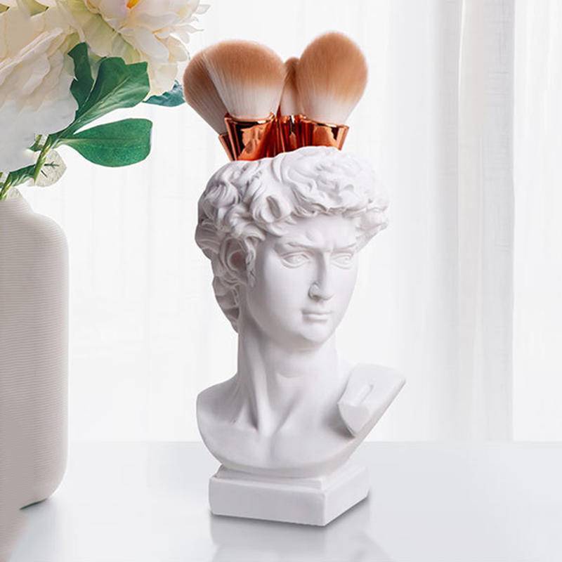 Giá đỡ bút cọ trang điểm hình đầu David Medici bằng Resin
