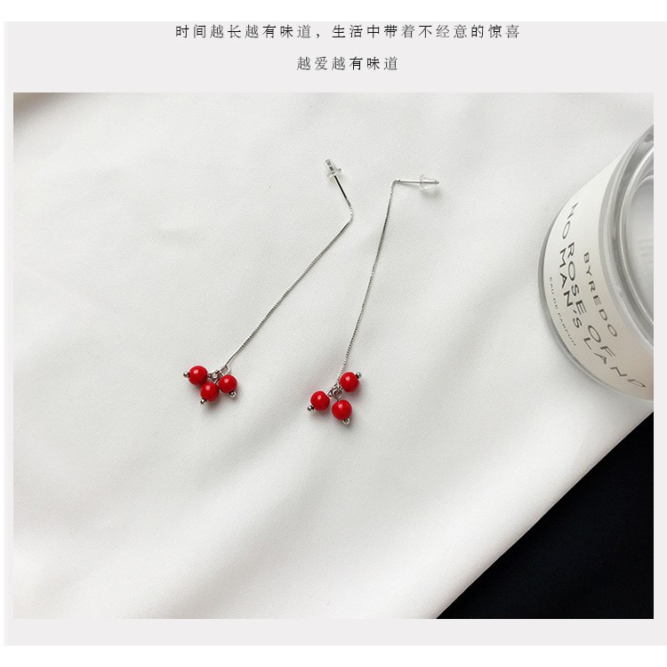 Khuyên tai 3 hạt đỏ