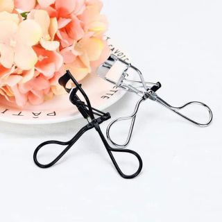 Dụng cụ kẹp bấm mi