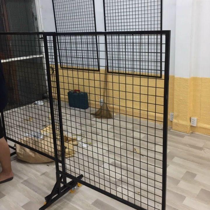 Khung sắt lưới ô vuông treo phụ kiện shop, trang trí, khung lưới móc cài. Lưới sắt decor nhà cửa, phòng. VNS-013