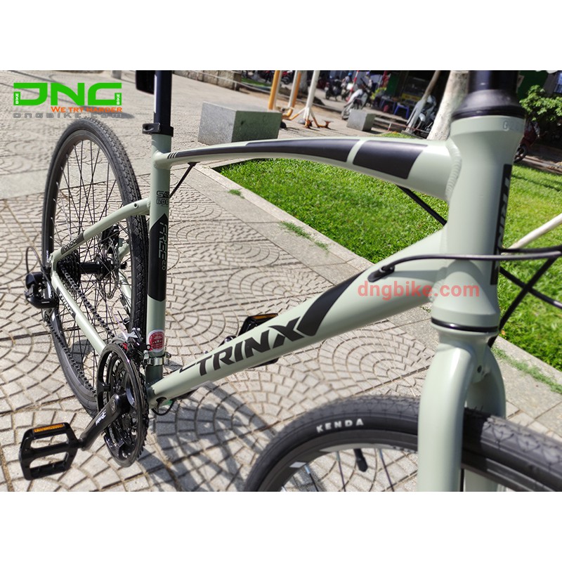 Xe đạp Touring TRINX FREE 2.0 2021 xám