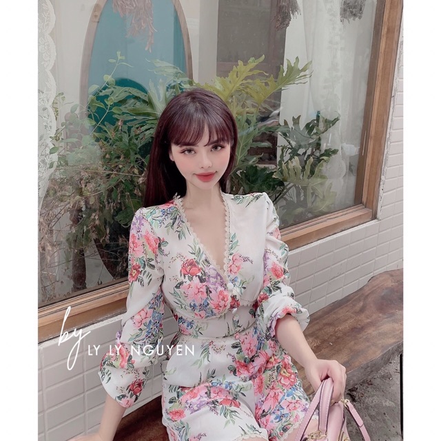 Jumpsuit hoa viền ren dáng xinh