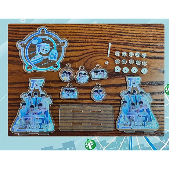 Xiao zhan cai xu kun wang he di wang yi bo TNT Vòng Đu Quay Trang Trí Quà Tặng