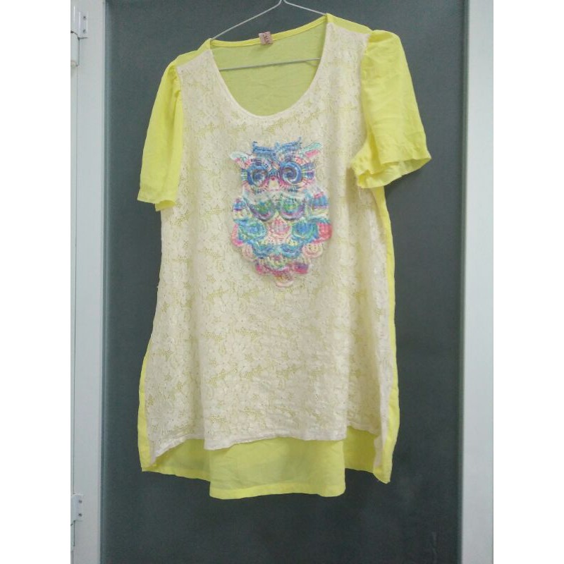 M10. Áo kiểu chất Voan phối ren size L. Hàng thùng đã cũ
