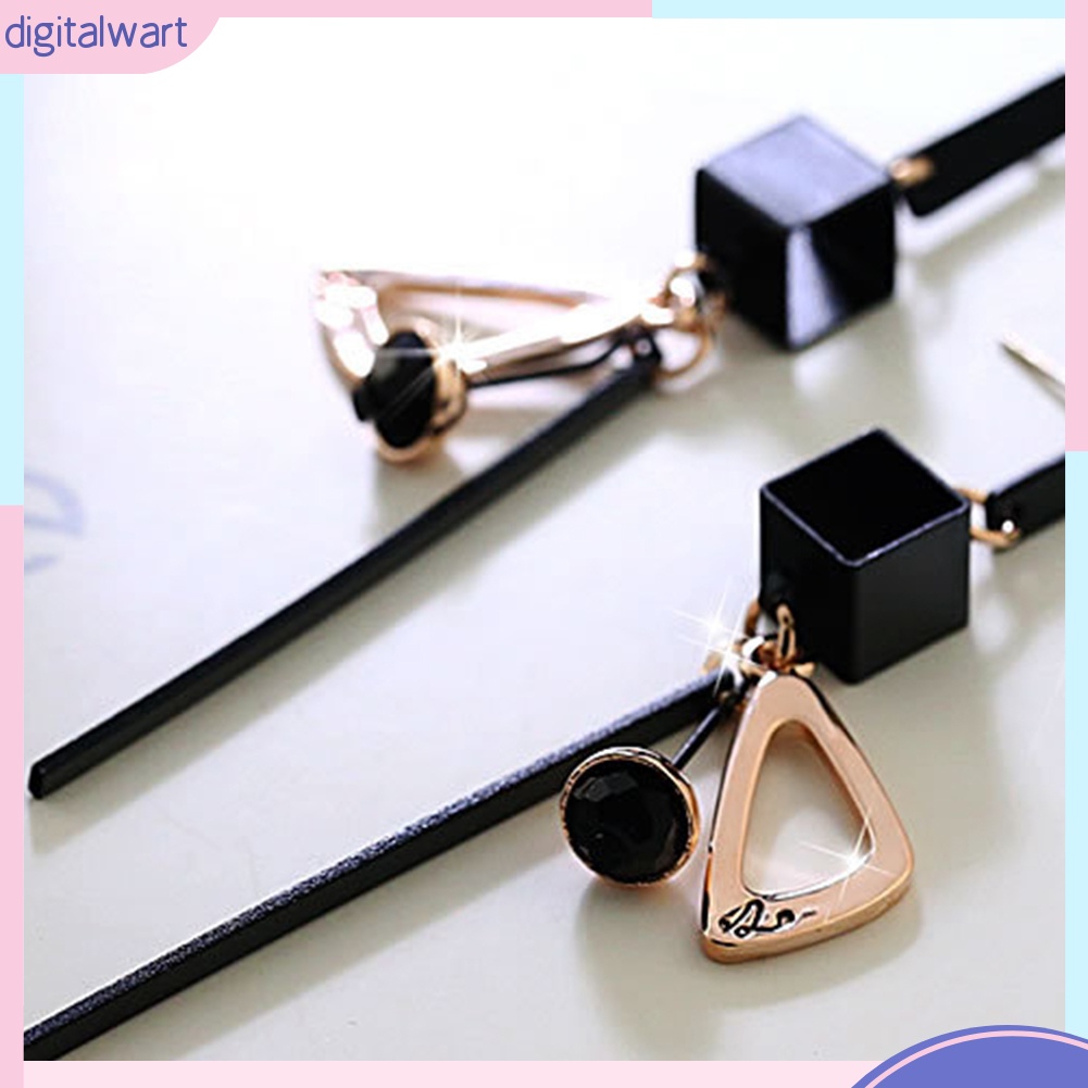 Đôi bông tai dáng dài nhiều chi tiết kiểu dáng thanh lịch cho nữ