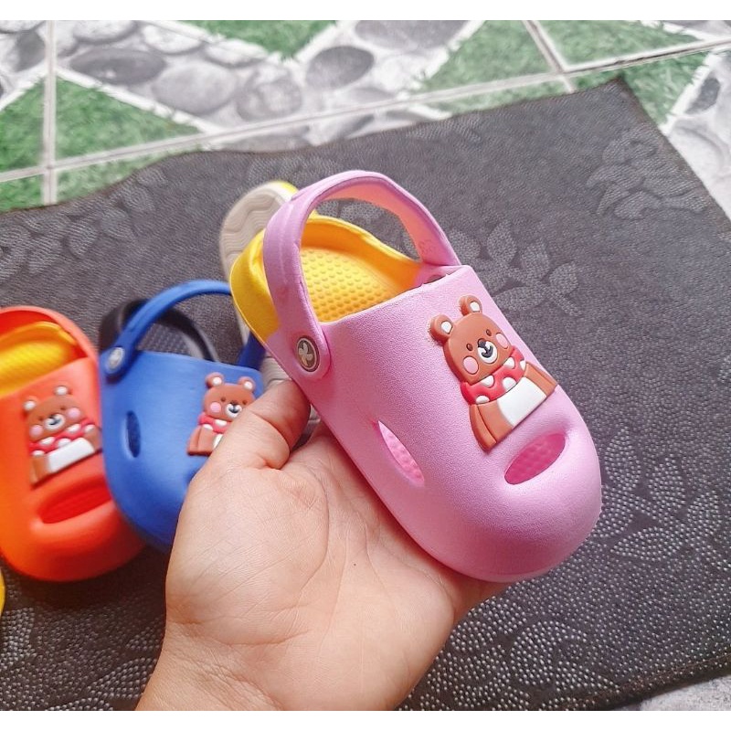 Dép sục gấu so cute siêu mềm êm chân cho bé trai và bé gái size 20-25( shop giao ngẫu nhiên màu)