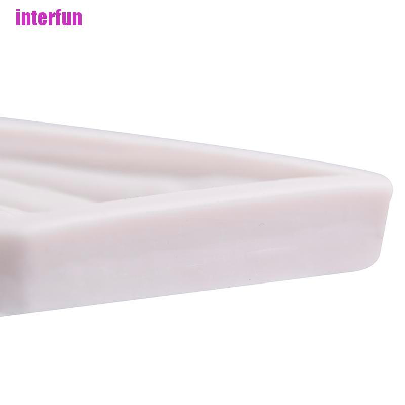 Khuôn làm bánh chất liệu silicone hình cô dâu chú rể ngộ nghĩnh