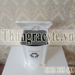 Thùng rác y tế 15 lít có đạp chân