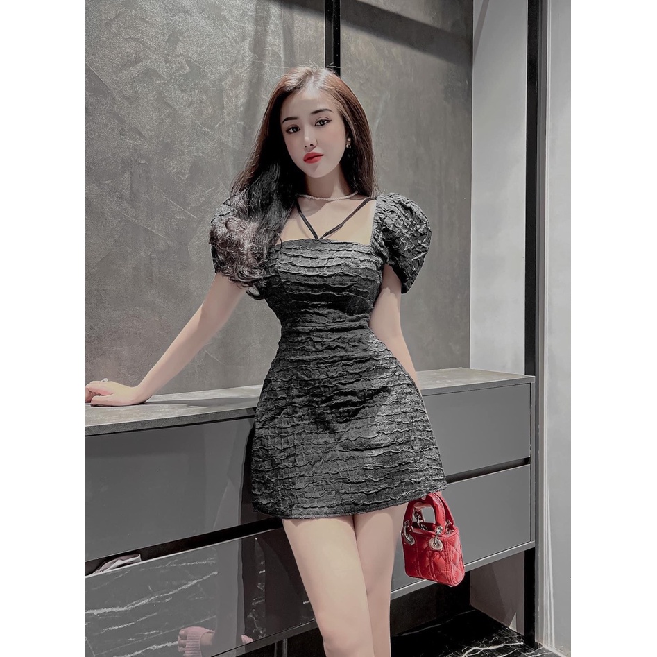 Váy cổ yếm Sweet dress tay bồng cổ chéo hàng may kỹ form chuẩn