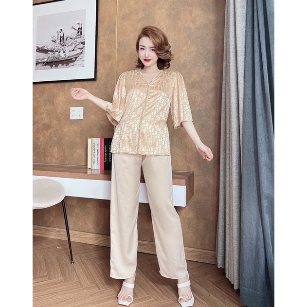 Set lam satin cổ V tay phồng xẻ tà xinh xắn, Set lam đi chùa đi lễ L3