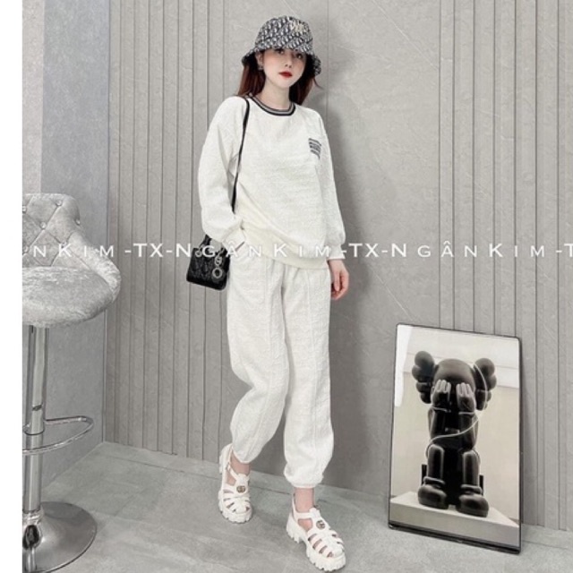 Bôn thể thao xốp Đì o siêu đẹp