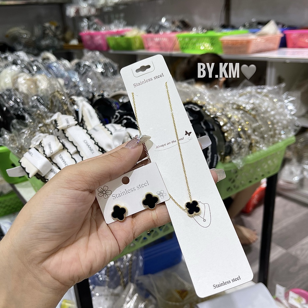 Set titan 3 món bông tai - lắc tay - vòng cổ  hình cỏ 4 lá 🍀 🍀 🍀