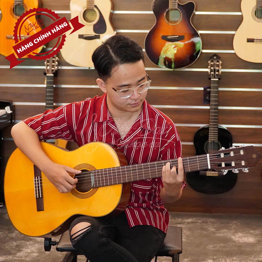 Đàn Guitar Classic Yamaha CG142S Thiết Kế Lớp Sơn Bóng Sang Trọng, Chất Liệu Cao Cấp, Chắc Chắn Không Cong Vênh